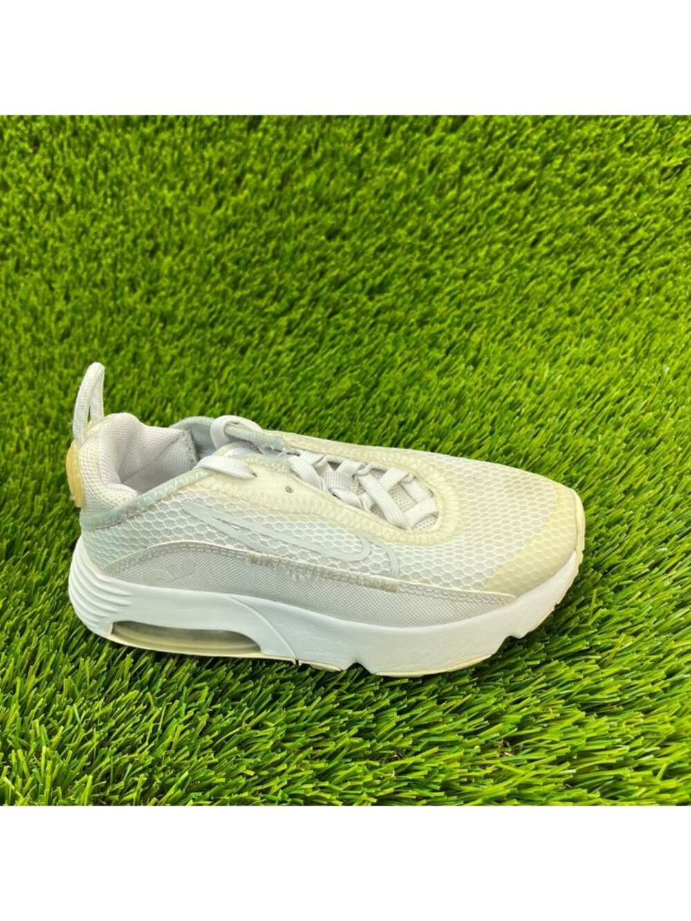 Nike Air Max‎ 2090 Boys Size 11C White Athletic Running Walking Shoes Sneakers